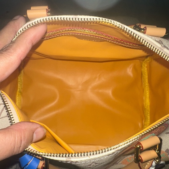 Fashion handbag - Picture 8 of 8